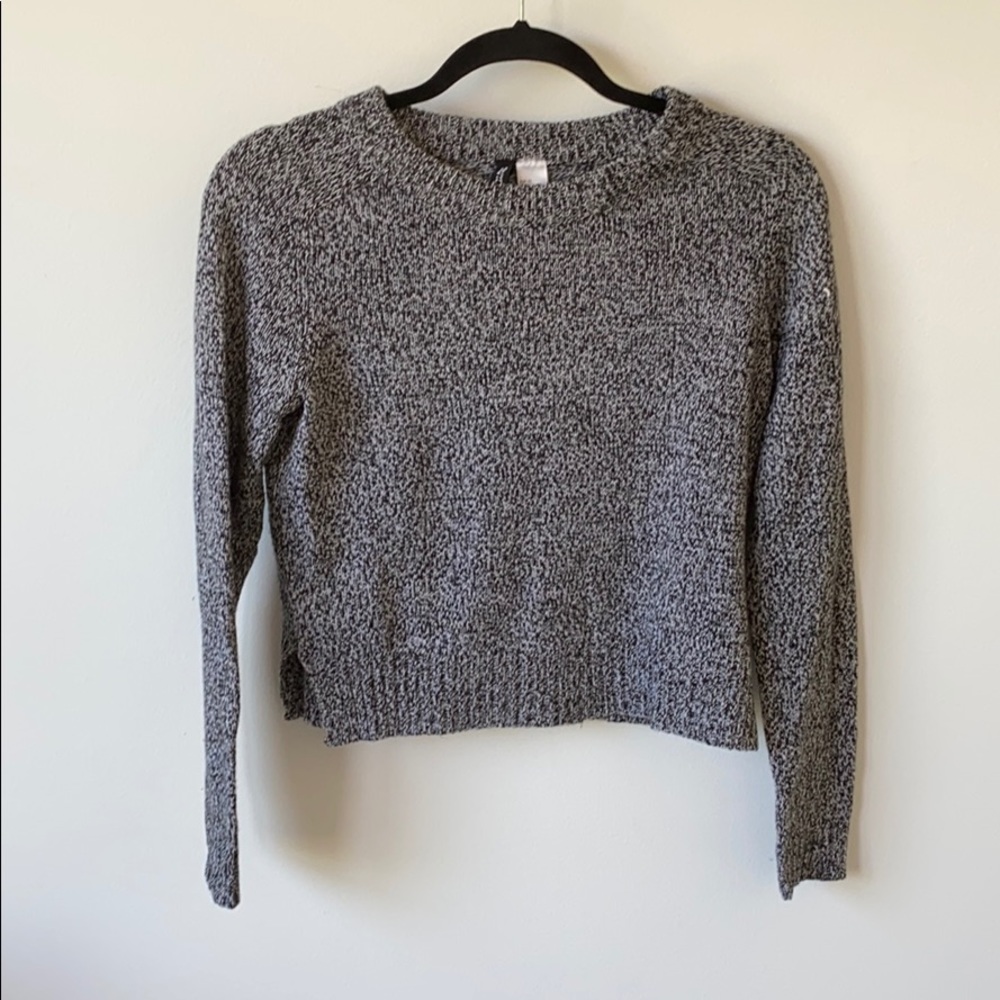 Divided cropped sweater